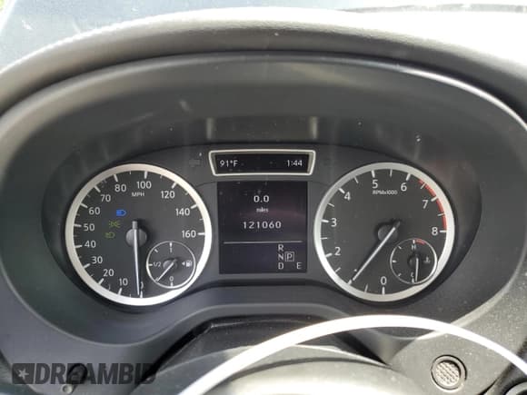 ✅ 2018 Infiniti QX30 Luxury • VIN: SJKCH5CR5JA056439 • Lot: 56048085. Listed on Copart with 121,060 mi. Free auction sales archive from the USA and detailed vehicle history report at DreamBid. Image 9.