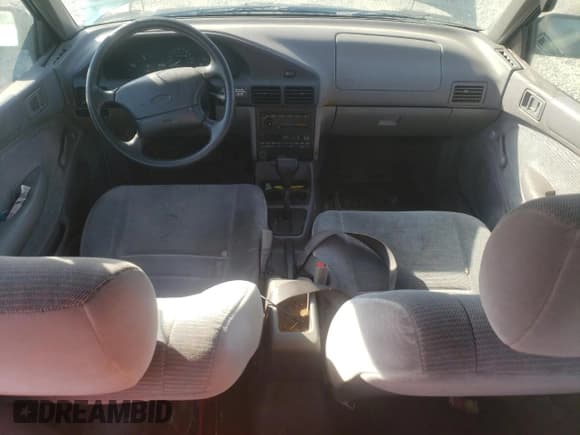 ✅ 1995 Ford Escort • VIN: 1FASP14J9SW304866 • Lot: 73006174. Wystawiony na Copart z przebiegiem 126 068 mil. Bezpłatny archiwum sprzedaży aukcyjnych z USA i szczegółowy raport historii pojazdu na DreamBid. Zdjęcie 8.