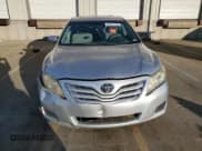 ✅ 2011 Toyota Camry LE • VIN: 4T1BK3EKXBU120572 • Lot: 89511125. Wystawiony na Copart z przebiegiem 159 736 mil. Bezpłatny archiwum sprzedaży aukcyjnych z USA i szczegółowy raport historii pojazdu na DreamBid. Zdjęcie 5.