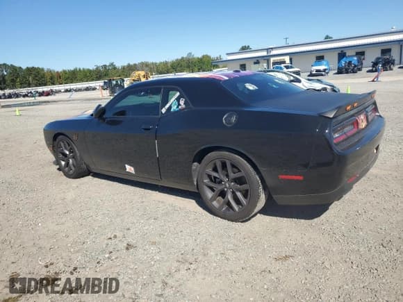 ✅ 2023 Dodge Challenger GT • VIN: 2C3CDZJG1PH637409 • Lot: 86833005. Wystawiony na Copart z przebiegiem 74 383 mil. Bezpłatny archiwum sprzedaży aukcyjnych z USA i szczegółowy raport historii pojazdu na DreamBid. Zdjęcie 2.