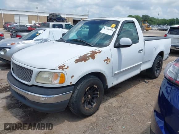 ✅ 1999 Ford F-150 • VIN: 1FTRF17W9XKC04297 • Лот: 42746956. Опубликован ранее на IAAI с пробегом 253 322 миль. Бесплатный доступ к архиву аукционных продаж из США и подробный отчёт об истории автомобиля на DreamBid. Изображение 2.