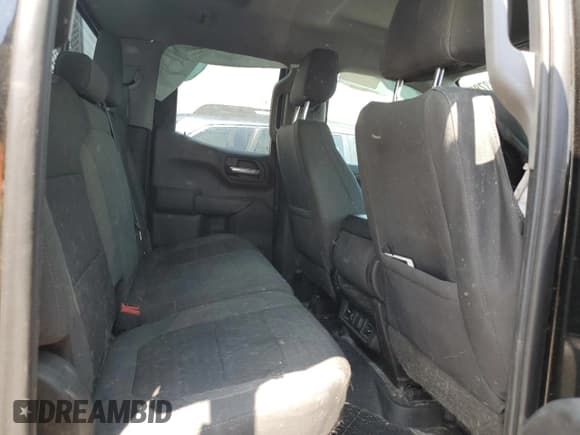 ✅ 2019 Chevrolet Silverado 1500 LT • VIN: 1GCRYDEDXKZ173185 • Lot: 63937894. Wystawiony na Copart z przebiegiem 80 337 mil. Bezpłatny archiwum sprzedaży aukcyjnych z USA i szczegółowy raport historii pojazdu na DreamBid. Zdjęcie 9.