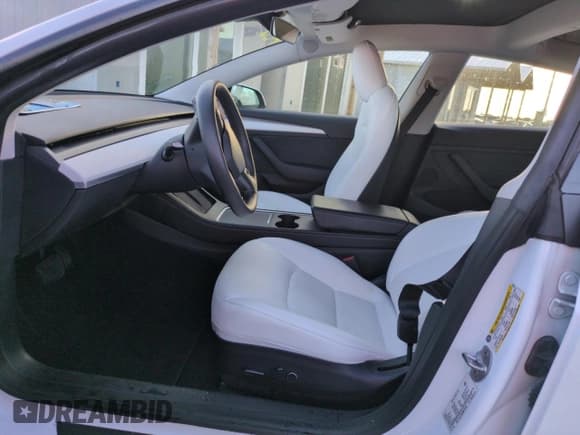 ✅ 2022 Tesla Model 3 Long Range • VIN: 5YJ3E1EBXNF181454 • Lot: 74084454. Listed on Copart with Not provided. Free auction sales archive from the USA and detailed vehicle history report at DreamBid. Image 7.