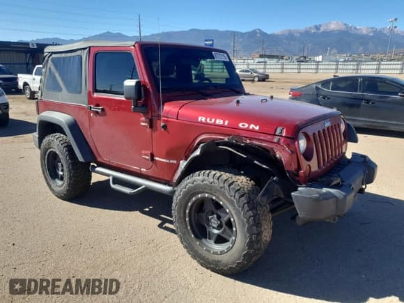 ✅ 2012 Jeep Wrangler Rubicon • VIN: 1C4BJWCG4CL196531 • Lot: 87272115. Wystawiony na Copart z przebiegiem 81 532 mil. Bezpłatny archiwum sprzedaży aukcyjnych z USA i szczegółowy raport historii pojazdu na DreamBid. Zdjęcie 4.