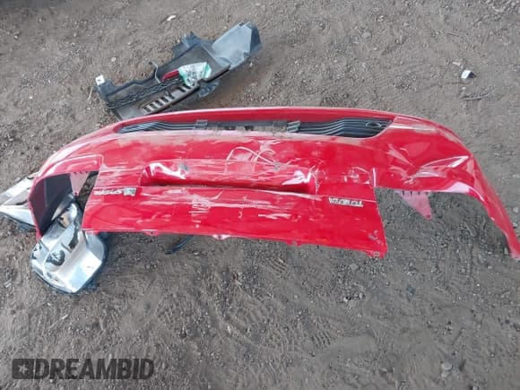 ✅ 2001 Toyota MR2 • VIN: JTDFR320510023600 • Lot: 42598797. Listed on IAAI with 64,036 mi. Free auction sales archive from the USA and detailed vehicle history report at DreamBid. Image 12.