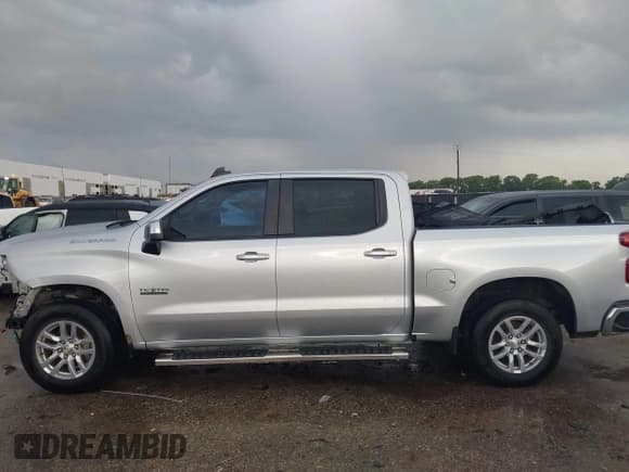✅ 2020 Chevrolet Silverado 1500 LT • VIN: 3GCPWCEKXLG168284 • Lot: 43052996. Listed on IAAI with 98,350 mi. Free auction sales archive from the USA and detailed vehicle history report at DreamBid. Image 15.