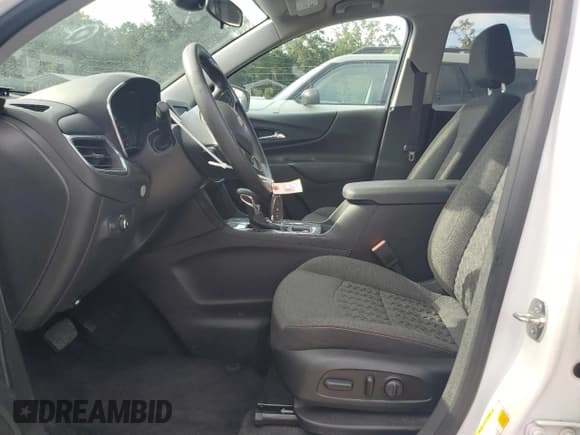 ✅ 2023 Chevrolet Equinox LT • VIN: 3GNAXTEG7PS209270 • Lot: 68663225. Wystawiony na Copart z przebiegiem 13 816 mil. Bezpłatny archiwum sprzedaży aukcyjnych z USA i szczegółowy raport historii pojazdu na DreamBid. Zdjęcie 7.