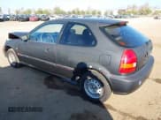 ✅ 1996 Honda Civic DX • VIN: 2HGEJ6448TH113151 • Lot: 43564605. Wystawiony na IAAI z przebiegiem 207 881 mil. Bezpłatny archiwum sprzedaży aukcyjnych z USA i szczegółowy raport historii pojazdu na DreamBid. Zdjęcie 3.