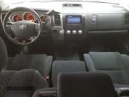 ✅ 2010 Toyota Tundra • VIN: 5TFRU5F13AX024083 • Lot: 48345495. Wystawiony na Copart z przebiegiem 151 260 mil. Bezpłatny archiwum sprzedaży aukcyjnych z USA i szczegółowy raport historii pojazdu na DreamBid. Zdjęcie 8.