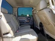 ✅ 2015 GMC Sierra 2500HD SLT • VIN: 1GT12ZE80FF522330 • Lot: 70948265. Wystawiony na Copart z przebiegiem 153 685 mil. Bezpłatny archiwum sprzedaży aukcyjnych z USA i szczegółowy raport historii pojazdu na DreamBid. Zdjęcie 10.