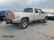 ✅ 2006 Chevrolet Silverado 2500HD LT2 • VIN: 1GCHK29D06E185922 • Лот: 81599505. Опубликован ранее на Copart с пробегом Не указан. Бесплатный доступ к архиву аукционных продаж из США и подробный отчёт об истории автомобиля на DreamBid. Изображение 3.