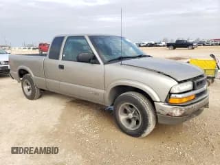✅ 2000 Chevrolet S-10 LS • VIN: 1GCCS1959Y8272930 • Лот: 45386215. Опубликован ранее на Copart с пробегом 242 801 миль. Бесплатный доступ к архиву аукционных продаж из США и подробный отчёт об истории автомобиля на DreamBid. Изображение 4.