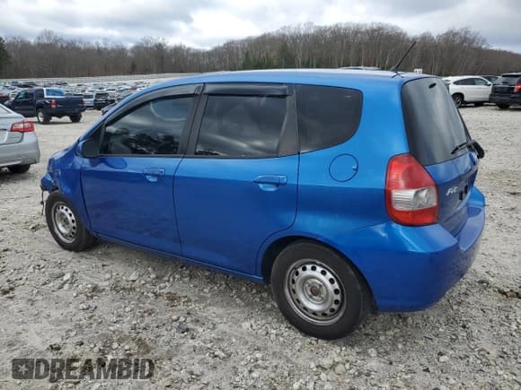 ✅ 2008 Honda Fit • VIN: JHMGD38428S029493 • Lot: 93089455. Listed on Copart with 247,843 mi. Free auction sales archive from the USA and detailed vehicle history report at DreamBid. Image 2.