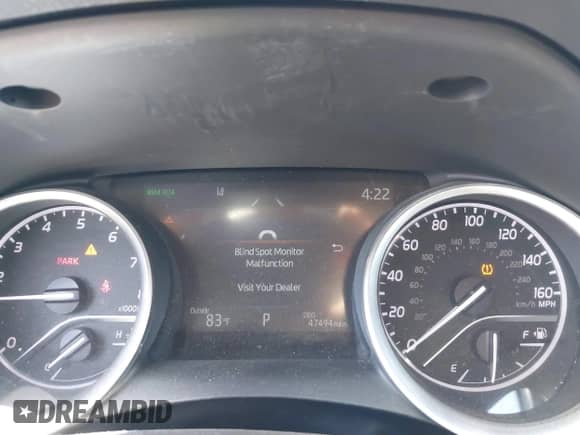 2021 Toyota Camry LE z VIN 4T1R11BK5MU025785, wystawiony jako IAAI lot #42301558 z przebiegiem 47 494 mil mil oraz . Historia ofert i sprzedaży dostępna na DreamBid. Obrazek 7.