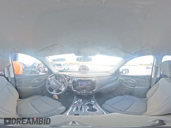 ✅ 2020 Chevrolet Traverse LT Cloth • VIN: 1GNERGKW2LJ261352 • Lot: 89724715. Listed on Copart with 77,801 mi. Free auction sales archive from the USA and detailed vehicle history report at DreamBid. Image 16.