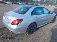 ✅ 2020 Mercedes-Benz C 300 • VIN: W1KWF8EBXLR597438 • Lot: 43372265. Wystawiony na IAAI z przebiegiem 25 410 mil. Bezpłatny archiwum sprzedaży aukcyjnych z USA i szczegółowy raport historii pojazdu na DreamBid. Zdjęcie 4.