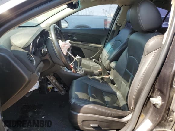 ✅ 2015 Chevrolet Cruze LTZ • VIN: 1G1PG5SB0F7180367 • Лот: 67872905. Опубликован ранее на Copart с пробегом 93 724 миль. Бесплатный доступ к архиву аукционных продаж из США и подробный отчёт об истории автомобиля на DreamBid. Изображение 7.