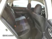 ✅ 2017 Nissan Altima SV • VIN: 1N4AL3AP0HC191315 • Lot: 70992435. Wystawiony na Copart z przebiegiem 96 211 mil. Bezpłatny archiwum sprzedaży aukcyjnych z USA i szczegółowy raport historii pojazdu na DreamBid. Zdjęcie 10.