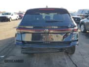 ✅ 2025 Volkswagen Taos SE • VIN: 3VVSC7B22SM044946 • Лот: 92532525. Опубликован ранее на Copart с пробегом 9 639 миль. Бесплатный доступ к архиву аукционных продаж из США и подробный отчёт об истории автомобиля на DreamBid. Изображение 6.