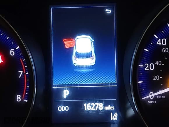 ✅ 2022 Toyota C-HR XLE • VIN: JTNKHMBX8N1136201 • Lot: 41632985. Wystawiony na IAAI z przebiegiem 16 278 mil. Bezpłatny archiwum sprzedaży aukcyjnych z USA i szczegółowy raport historii pojazdu na DreamBid. Zdjęcie 15.