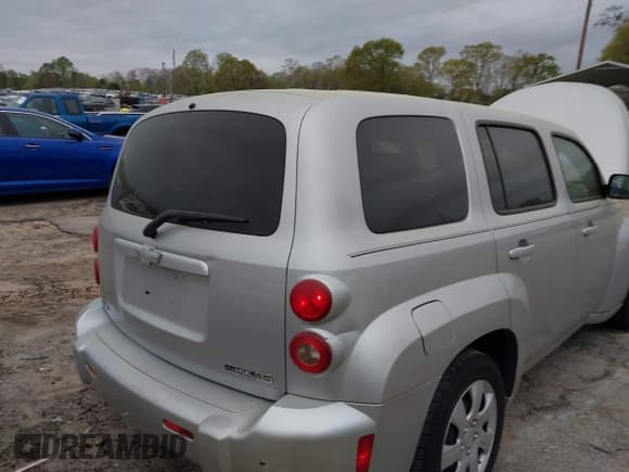 ✅ 2009 Chevrolet HHR LS • VIN: 3GNCA13B39S644926 • Lot: 41950503. Listed on IAAI with Not provided. Free auction sales archive from the USA and detailed vehicle history report at DreamBid. Image 4.
