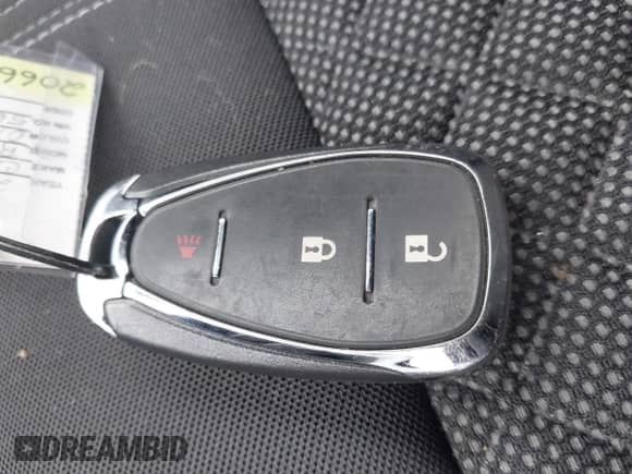 2021 Chevrolet Blazer LT z VIN 3GNKBHR4XMS567457, wystawiony jako IAAI lot #41133024 z przebiegiem 48 422 mil mil oraz . Historia ofert i sprzedaży dostępna na DreamBid. Obrazek 11.