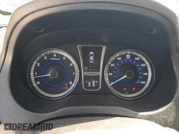 ✅ 2012 Hyundai Azera • VIN: KMHFH4JG1CA166964 • Лот: 71213125. Опубликован ранее на Copart с пробегом 181 191 миль. Бесплатный доступ к архиву аукционных продаж из США и подробный отчёт об истории автомобиля на DreamBid. Изображение 9.