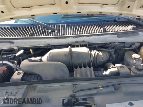 ✅ 2012 Ford Econoline Cargo Recreational • VIN: 1FTNE2EL5CDB17589 • Lot: 42957248. Wystawiony na IAAI z przebiegiem 88 985 mil. Bezpłatny archiwum sprzedaży aukcyjnych z USA i szczegółowy raport historii pojazdu na DreamBid. Zdjęcie 10.