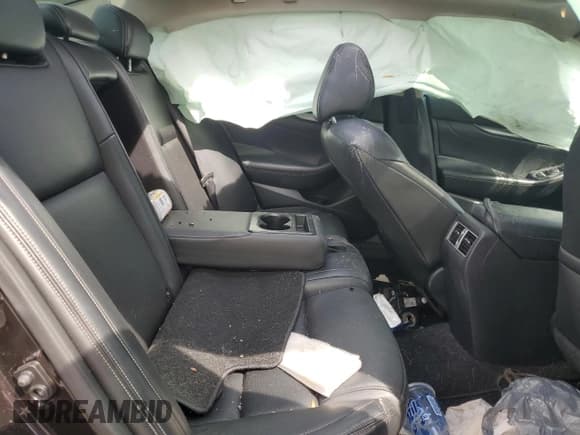 ✅ 2016 Nissan Maxima S • VIN: 1N4AA6AP7GC395745 • Лот: 54106185. Опубликован ранее на Copart с пробегом Не указан. Бесплатный доступ к архиву аукционных продаж из США и подробный отчёт об истории автомобиля на DreamBid. Изображение 10.