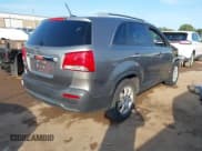 ✅ 2013 Kia Sorento LX • VIN: 5XYKTDA28DG388439 • Lot: 43275151. Listed on IAAI with 157,159 mi. Free auction sales archive from the USA and detailed vehicle history report at DreamBid. Image 4.