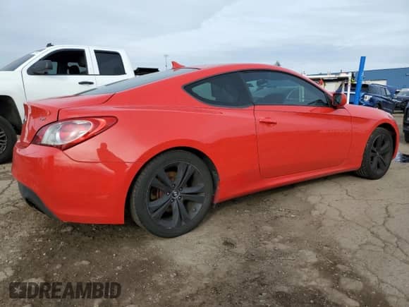 2012 Hyundai Genesis Coupe 2.0T with VIN KMHHT6KDXCU076573, listed as a Copart auction lot 82363204 with 101,333 mi miles and Clean title. Bid and sale history available at DreamBid. Image 3.