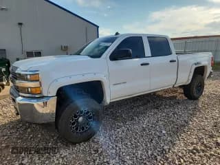 ✅ 2015 Chevrolet Silverado 2500HD LT • VIN: 1GC1KVEGXFF165528 • Лот: 64432015. Опубликован ранее на Copart с пробегом 127 700 миль. Бесплатный доступ к архиву аукционных продаж из США и подробный отчёт об истории автомобиля на DreamBid. Изображение 1.