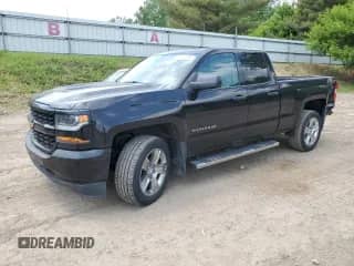 2017 Chevrolet Silverado 1500 Custom with VIN 1GCVKPEH3HZ332142, listed as a Copart auction lot 60028785 with 139,784 mi miles and Clean title. Bid and sale history available at DreamBid. Image 1.