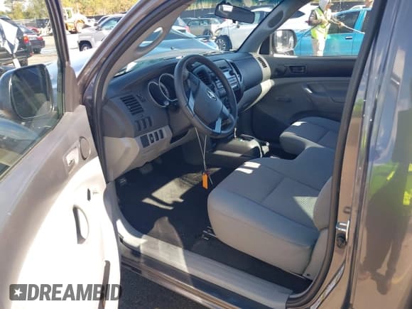 ✅ 2012 Toyota Tacoma • VIN: 5TFNX4CN0CX009888 • Лот: 43575582. Опубликован ранее на IAAI с пробегом 148 705 миль. Бесплатный доступ к архиву аукционных продаж из США и подробный отчёт об истории автомобиля на DreamBid. Изображение 5.