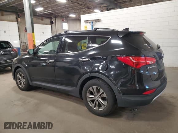 ✅ 2014 Hyundai Santa Fe • VIN: 5XYZUDLB3EG185582 • Лот: 92859895. Опубликован ранее на Copart с пробегом 172 897 миль. Бесплатный доступ к архиву аукционных продаж из США и подробный отчёт об истории автомобиля на DreamBid. Изображение 2.