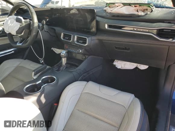 ✅ 2024 Ford Mustang GT Premium • VIN: 1FA6P8CF2R5415346 • Lot: 90146145. Listed on Copart with 17,957 mi. Free auction sales archive from the USA and detailed vehicle history report at DreamBid. Image 8.