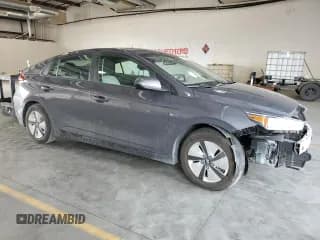 ✅ 2018 Hyundai Ioniq Blue • VIN: KMHC65LC6JU064628 • Lot: 70868764. Wystawiony na Copart z przebiegiem 194 735 mil. Bezpłatny archiwum sprzedaży aukcyjnych z USA i szczegółowy raport historii pojazdu na DreamBid. Zdjęcie 4.