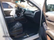 ✅ 2016 GMC Yukon XL SLT • VIN: 1GKS2GKC7GR103039 • Лот: 42773676. Опубликован ранее на IAAI с пробегом 106 199 миль. Бесплатный доступ к архиву аукционных продаж из США и подробный отчёт об истории автомобиля на DreamBid. Изображение 5.