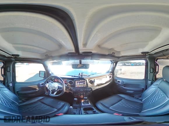 ✅ 2019 Jeep Wrangler Unlimited Rubicon • VIN: 1C4HJXFG7KW595023 • Lot: 90890915. Wystawiony na Copart z przebiegiem 74 807 mil. Bezpłatny archiwum sprzedaży aukcyjnych z USA i szczegółowy raport historii pojazdu na DreamBid. Zdjęcie 14.