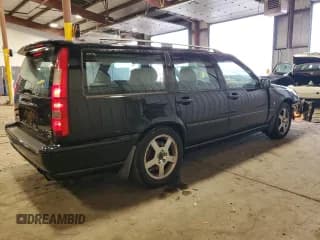 ✅ 2000 Volvo V70 • VIN: YV1LV60D2Y2671667 • Lot: 85596474. Listed on Copart with 179,047 mi. Free auction sales archive from the USA and detailed vehicle history report at DreamBid. Image 3.