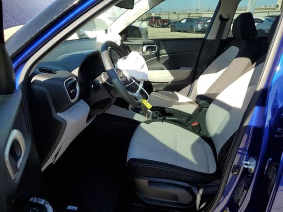 2023 Hyundai Venue SEL с VIN KMHRC8A37PU223723, выставлен на аукционе Copart как лот 78826864 с пробегом 19 329 миль миль и Списание • Salvage title. История ставок и продаж доступна на DreamBid. Изображение 7.