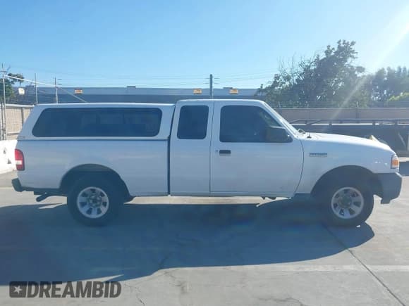 ✅ 2009 Ford Ranger XL • VIN: 1FTYR14E09PA07667 • Lot: 42996336. Wystawiony na IAAI z przebiegiem 183 927 mil. Bezpłatny archiwum sprzedaży aukcyjnych z USA i szczegółowy raport historii pojazdu na DreamBid. Zdjęcie 13.