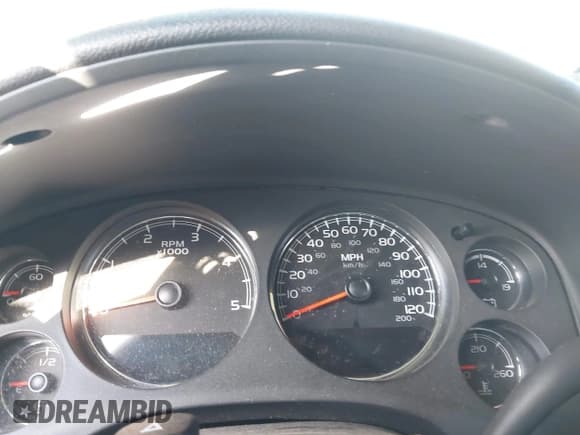 ✅ 2012 Chevrolet Silverado 2500HD LTZ • VIN: 1GC1KYE85CF175082 • Lot: 43259325. Listed on IAAI with Not provided. Free auction sales archive from the USA and detailed vehicle history report at DreamBid. Image 15.