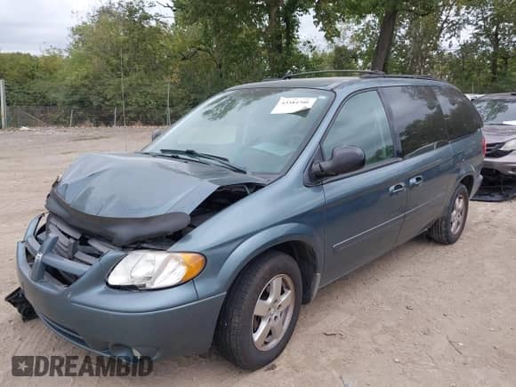 2005 Dodge Caravan SXT z VIN 2D4GP44LX5R462409, wystawiony jako IAAI lot #43384708 z przebiegiem 251 950 mil mil oraz . Historia ofert i sprzedaży dostępna na DreamBid. Obrazek 17.