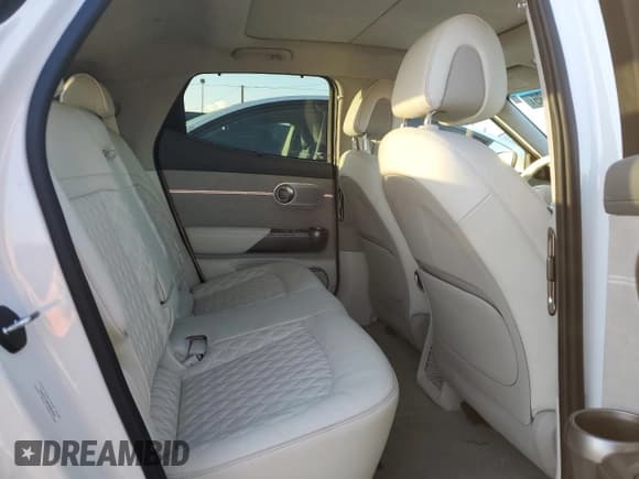 ✅ 2023 Genesis GV60 Performance • VIN: KMUKEDTB6PU004942 • Лот: 50277225. Опубликован ранее на Copart с пробегом 11 205 миль. Бесплатный доступ к архиву аукционных продаж из США и подробный отчёт об истории автомобиля на DreamBid. Изображение 11.