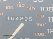 ✅ 1997 Saturn 2dr Coupe • VIN: 1G8ZH127XVZ333643 • Лот: 42463504. Опубликован ранее на IAAI с пробегом 104 295 миль. Бесплатный доступ к архиву аукционных продаж из США и подробный отчёт об истории автомобиля на DreamBid. Изображение 15.