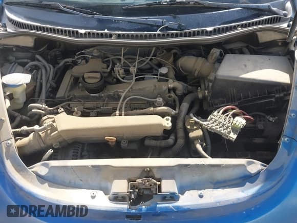 ✅ 2000 Volkswagen Beetle GLX • VIN: 3VWDD21C1YM423699 • Lot: 41944506. Listed on IAAI with 168,250 mi. Free auction sales archive from the USA and detailed vehicle history report at DreamBid. Image 10.