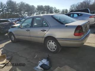 ✅ 1996 Mercedes-Benz C • VIN: WDBHA28E7TF319617 • Лот: 80874744. Опубликован ранее на Copart с пробегом 92 068 миль. Бесплатный доступ к архиву аукционных продаж из США и подробный отчёт об истории автомобиля на DreamBid. Изображение 2.