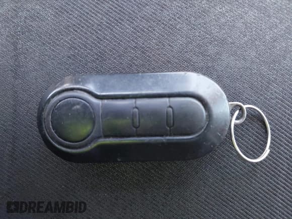 ✅ 2016 Ram ProMaster Cargo • VIN: 3C6TRVDG7GE128770 • Lot: 42604865. Wystawiony na IAAI z przebiegiem 131 183 mil. Bezpłatny archiwum sprzedaży aukcyjnych z USA i szczegółowy raport historii pojazdu na DreamBid. Zdjęcie 11.