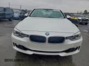 ✅ 2015 BMW 3 Series 328i xDrive • VIN: WBA3B5G50FNS13416 • Лот: 94340145. Опубликован ранее на Copart с пробегом 204 636 миль. Бесплатный доступ к архиву аукционных продаж из США и подробный отчёт об истории автомобиля на DreamBid. Изображение 5.